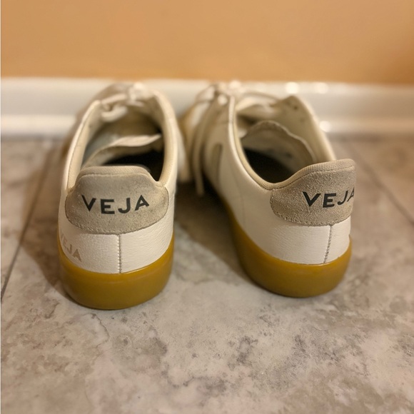 Veja Campo Sneakers in White/Natural - Picture 5 of 12